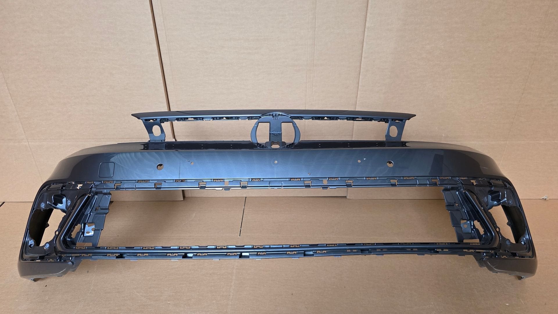 Voorbumper VW Polo 2G Facelift 6xPDC ORGINEEL BUMPER bj.2022, Auto-onderdelen, Carrosserie en Plaatwerk, Gebruikt, -, Voor, Ophalen of Verzenden