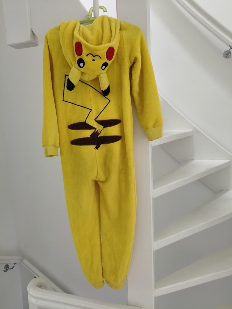 Onesie Pikachu Pokemon geel maat 128, Ophalen, Zo goed als nieuw, 122 t/m 128, Jongen of Meisje