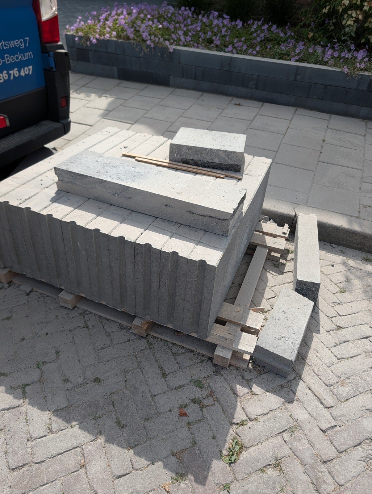 Betonnen opsluitbanden grijs, Ophalen, Zo goed als nieuw, 10 m² of meer, Beton