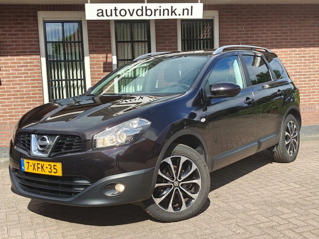 Nissan QASHQAI+2 1.6 Connect Ed. TREKHAAK / CAMERA / PANO, Euro 5, 4 cilinders, Blauw, 7 stoelen