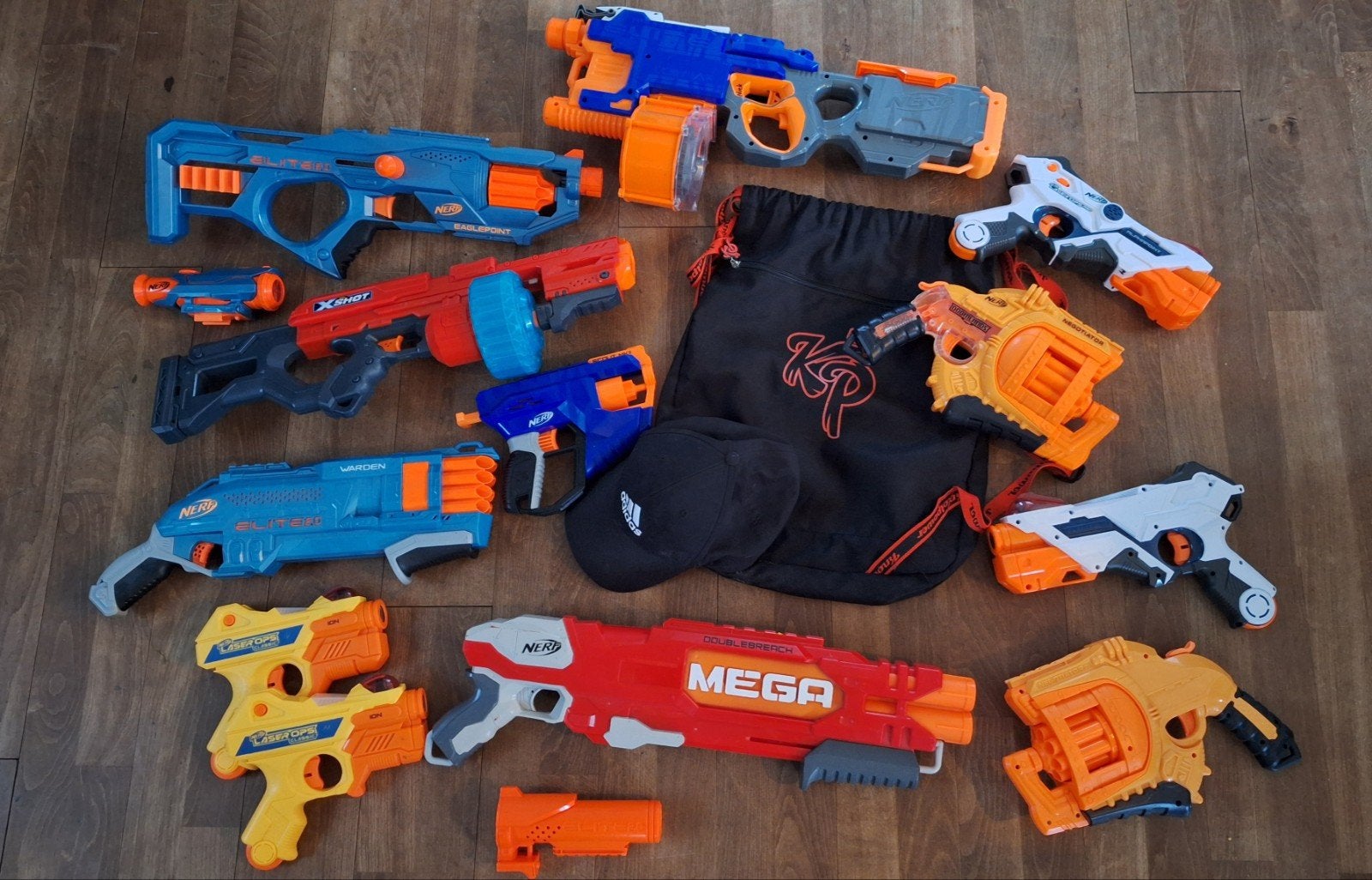 Nerf & Xshot pakket knolpower Adidas pet, Ophalen of Verzenden, Zo goed als nieuw