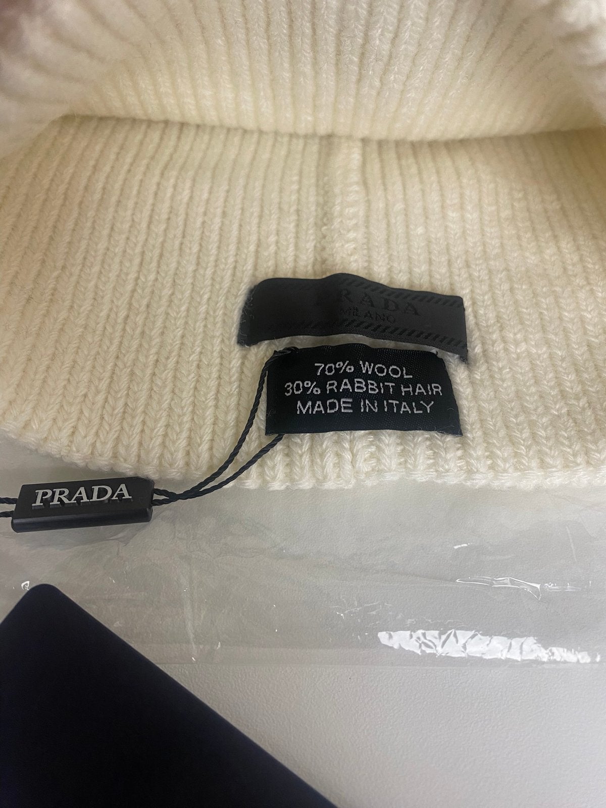 Prada muts, Kleding | Heren, Ophalen of Verzenden, Nieuw, Overige maten, Muts