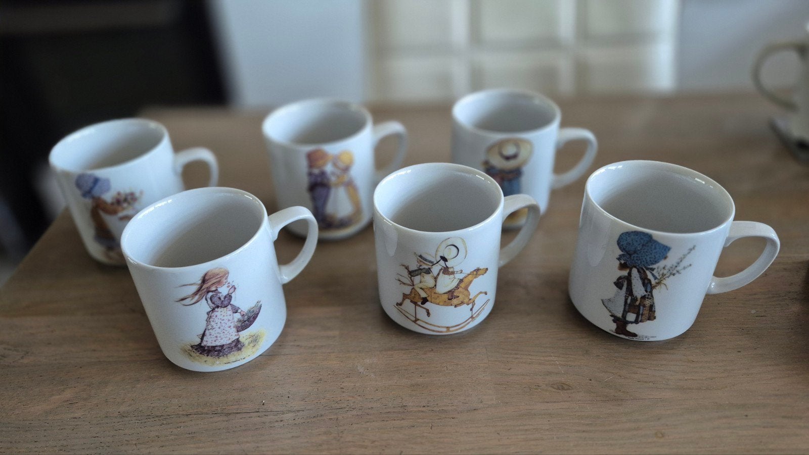 Bekers Holly Hobbie M.T. set van 6, Ophalen of Verzenden, Zo goed als nieuw, Overige stijlen, Kop(pen) en/of Schotel(s)