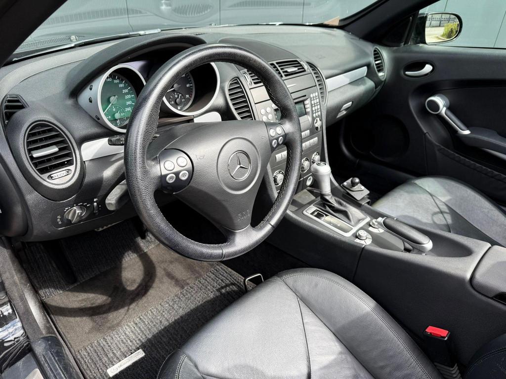 Mercedes-Benz SLK-klasse 200 K automaat / leer / cruise cont, Automaat, Achterwielaandrijving, Gebruikt, Zwart