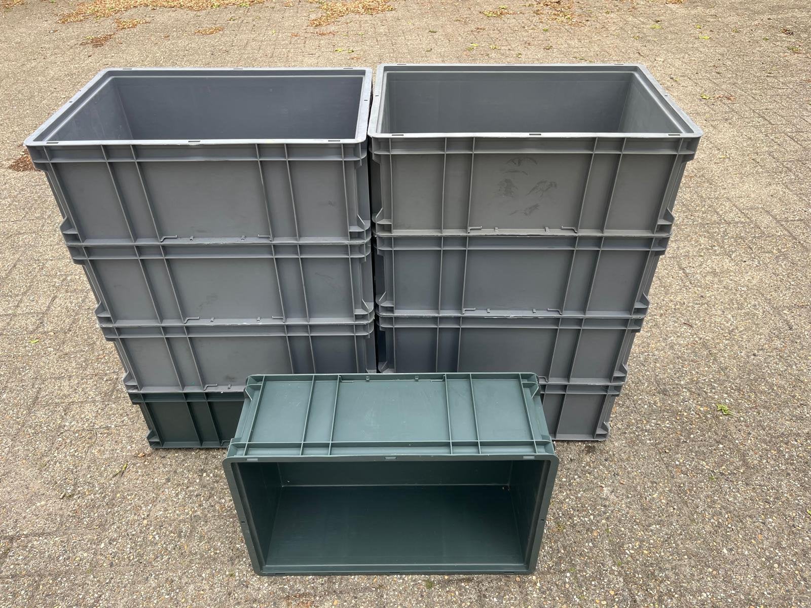 zeer stevige kunststof stapelbakken van 600x400x220mm, Ophalen of Verzenden, Zo goed als nieuw, 60 cm of meer, Minder dan 35 cm