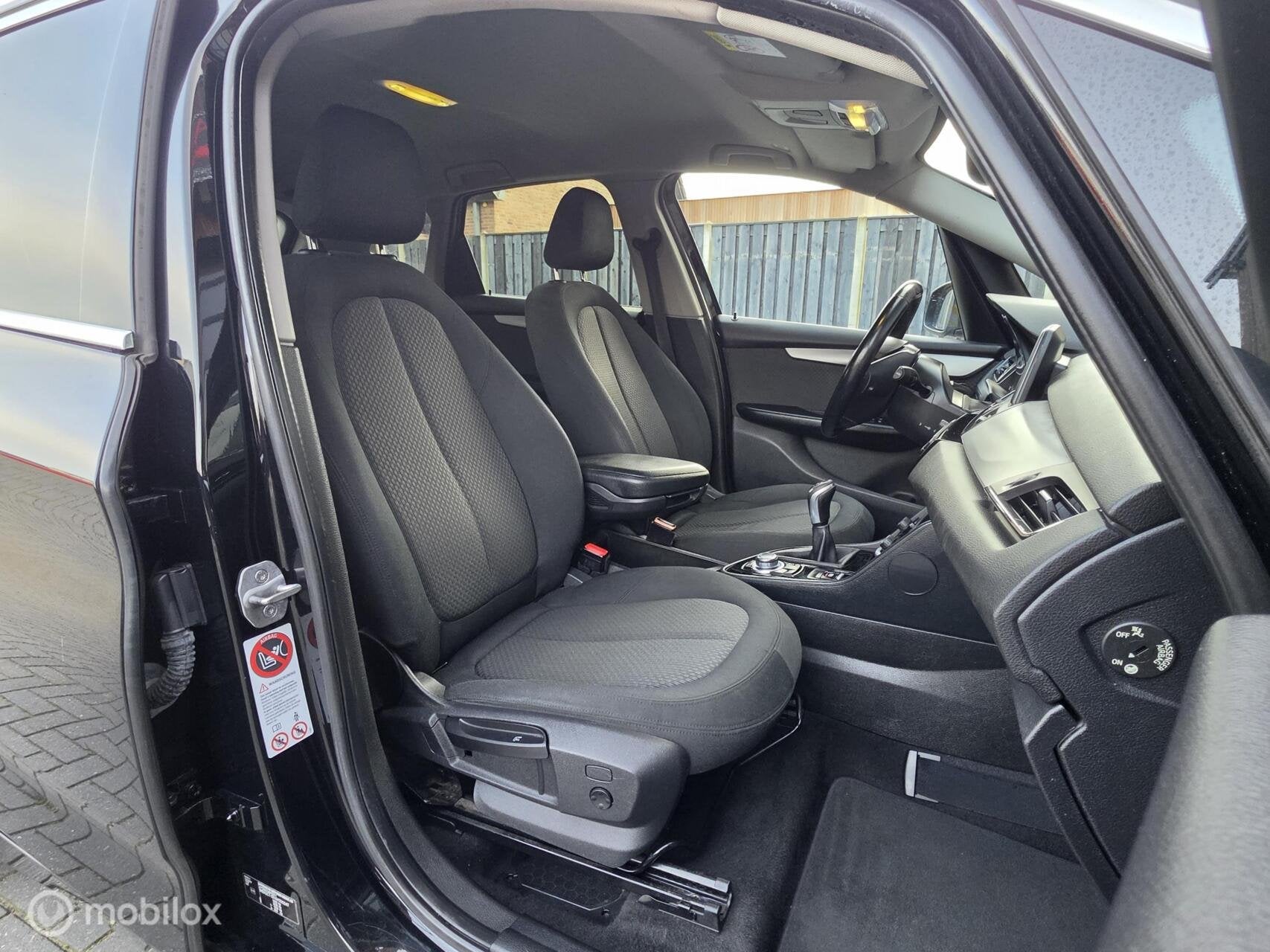BMW 2-SERIE ACTIVE TOURER 218D 2.0 EURO6 NAVI STOELVERW TREK, Voorwielaandrijving, Stof, 150 pk, Zwart