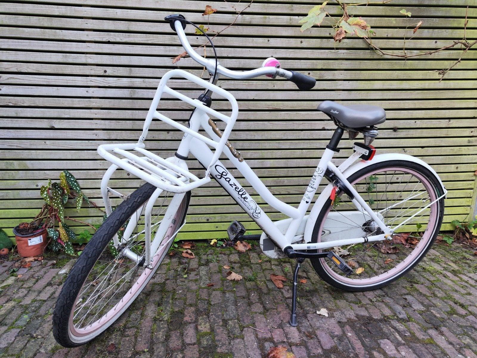 Witte Gazelle fiets met voorrekje - 26 inch, Ophalen, Terugtraprem, Gebruikt, Versnellingen