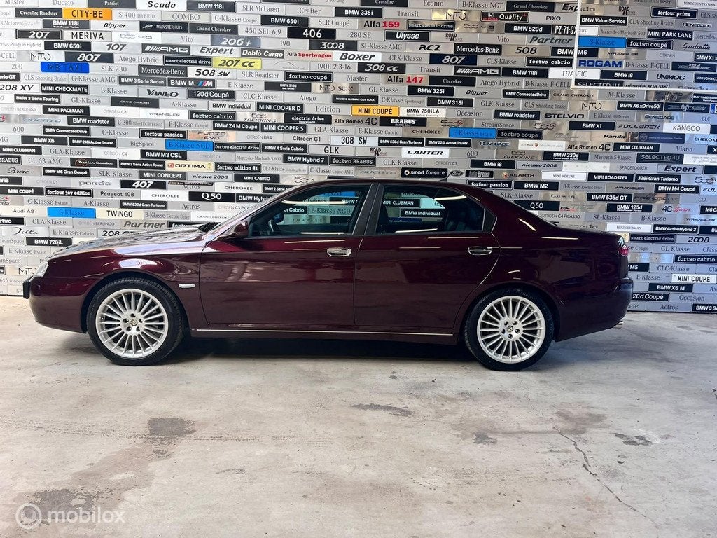 Alfa Romeo 166 3.2 V6 Distinctive, Auto's, Alfa Romeo, Voorwielaandrijving, Gebruikt, Leder, Bedrijf