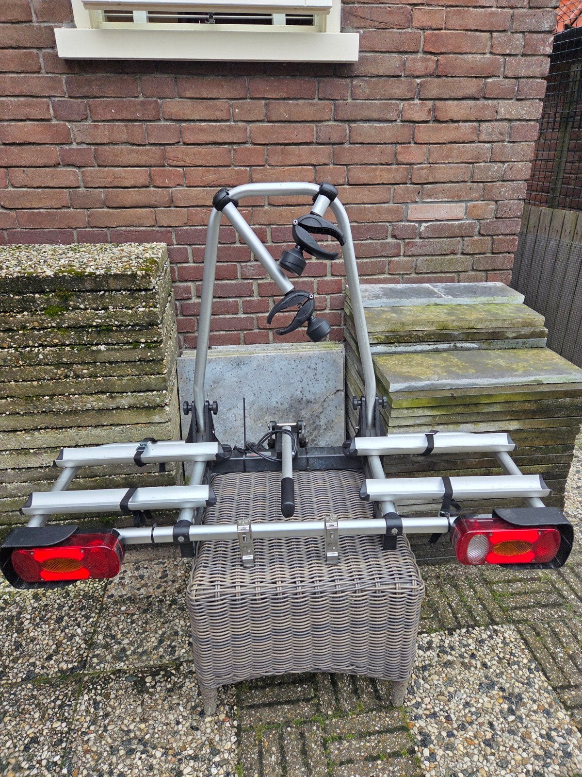 Uebler Fietsendrager voor 2 fietsen - Trekhaakdrager, Ophalen, Trekhaakdrager, Elektrische fiets