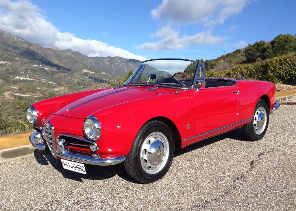 PRACHTIGE ALFA ROMEO GIULIETTA SPIDER 1961, Auto's, Achterwielaandrijving, Zwart, 4 cilinders, Cabriolet