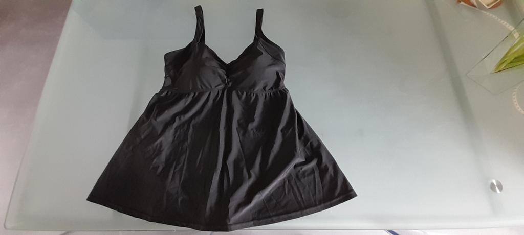 Nieuw zwart badpakjurkje maat 46, Kleding | Dames, Badmode en Zwemkleding, Ophalen of Verzenden, Zo goed als nieuw, Zwart, Overige typen