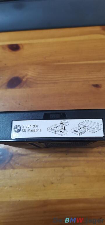 Foto 3 van CD diskette BMW 1 3 5 7 serie X1 X3 X5 Z3 Z4 Z8 8364931