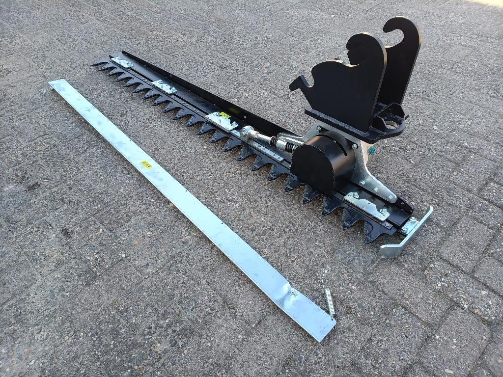 Hydraulische heggenschaar t.b.v. minigraver CW05|CW10|S40, Ophalen of Verzenden, Nieuw, Benzine