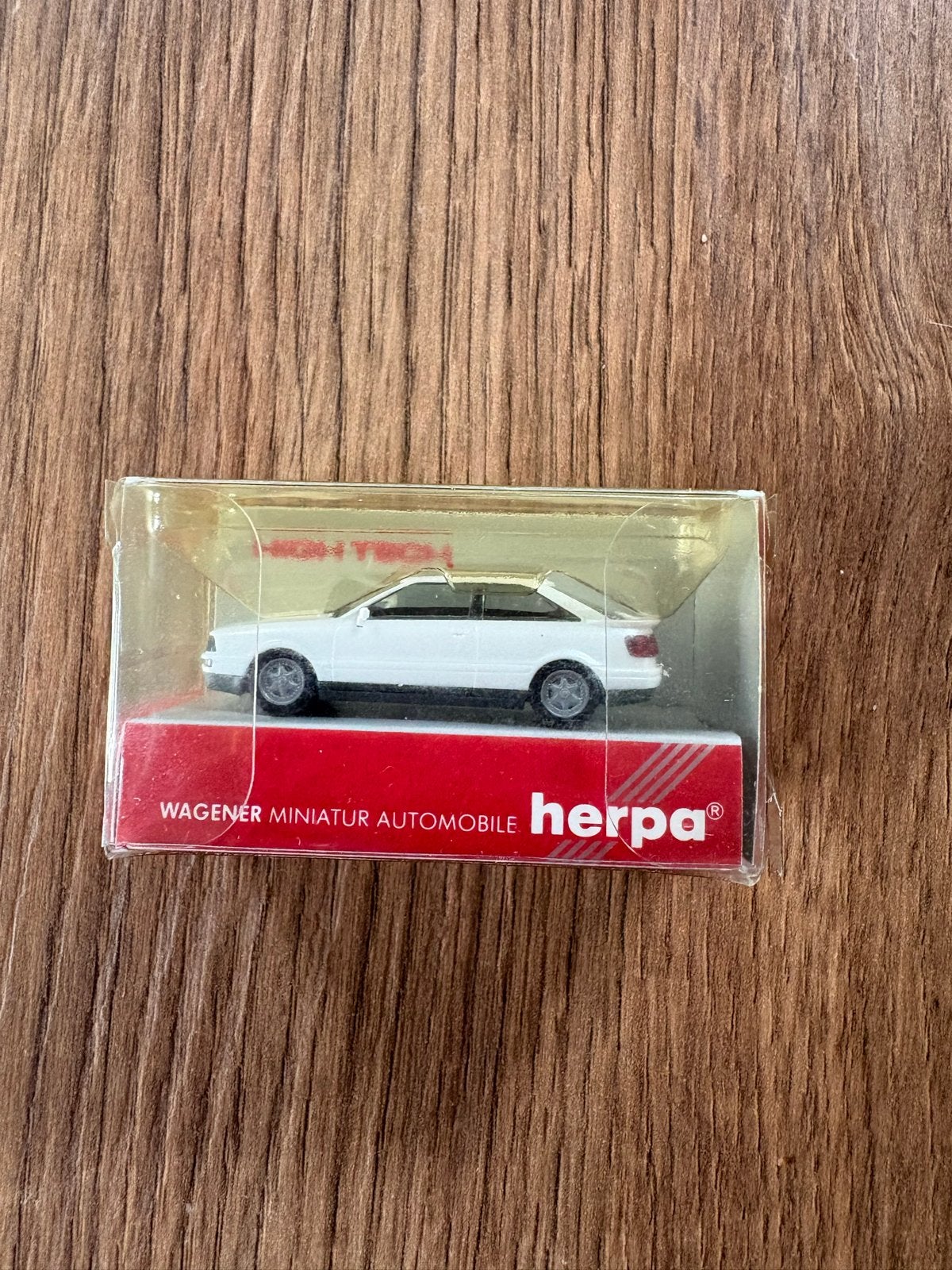 Herpa Audi 90 Quattro Coupé modelauto, Hobby en Vrije tijd, Ophalen, Zo goed als nieuw, Auto, Herpa