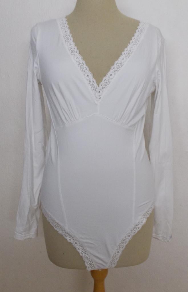 Mooie witte body/top met kant van Anti-Flirt! L, Verzenden, Wit, Maat 42/44 (L), Zo goed als nieuw