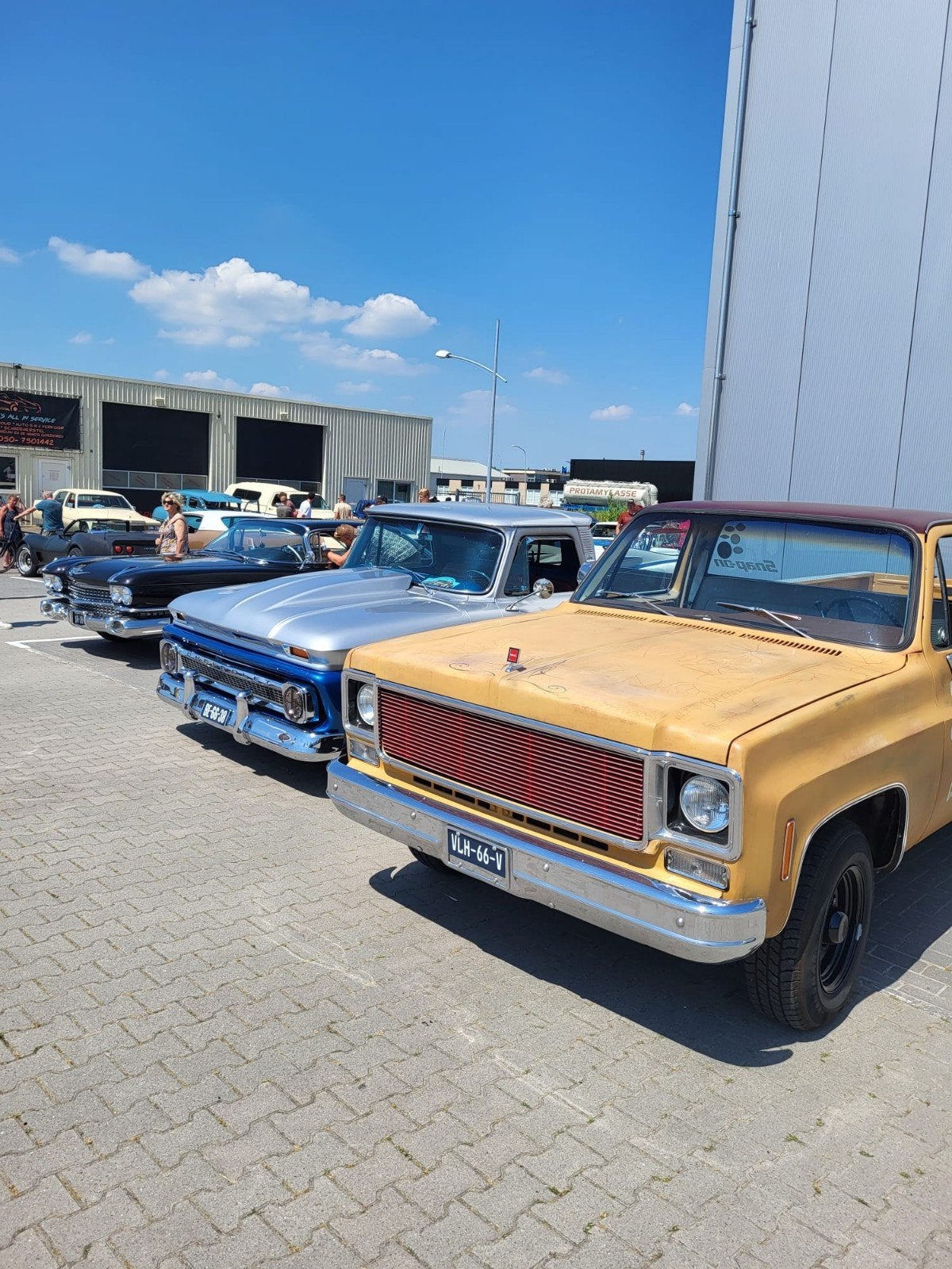 GERENOVEERDE GMC UIT 1978 NETTE HARDE TRUCK, Achterwielaandrijving, Leder en Stof, Beige, USB