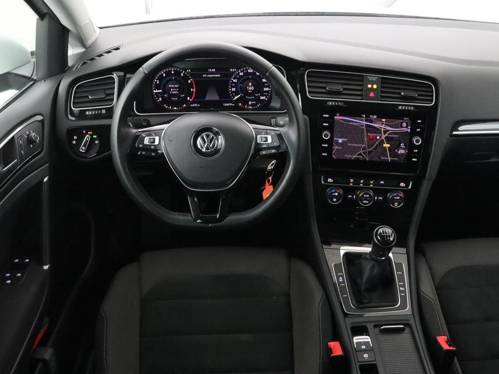 Volkswagen Golf 1.5 TSI Highline | Carplay | Full LED | Trek, Auto's, Voorwielaandrijving, 4 cilinders, 150 pk, Wit