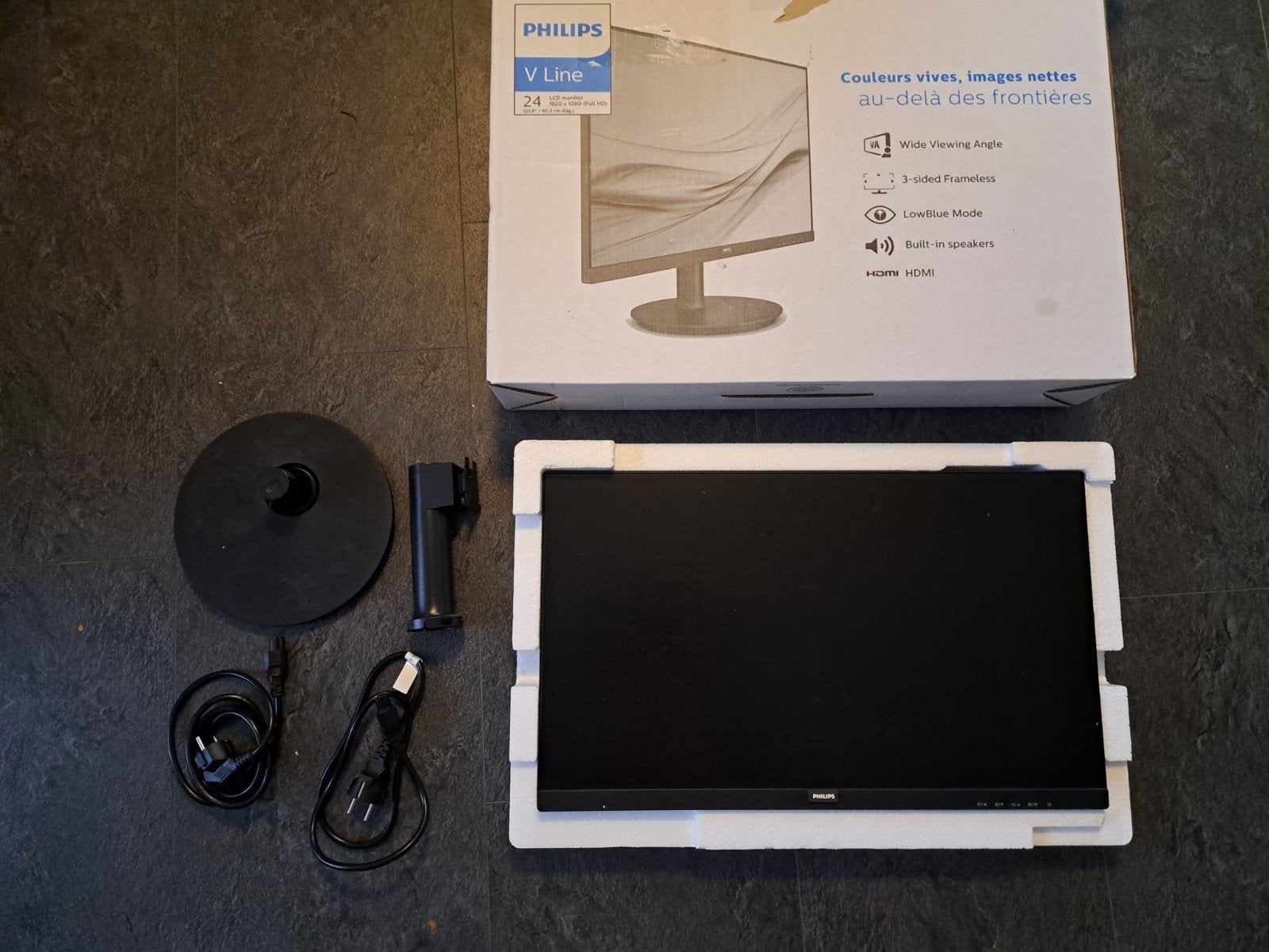 Philips monitor (defect) - gratis af te halen, Ophalen, Philips, HDMI, Full HD