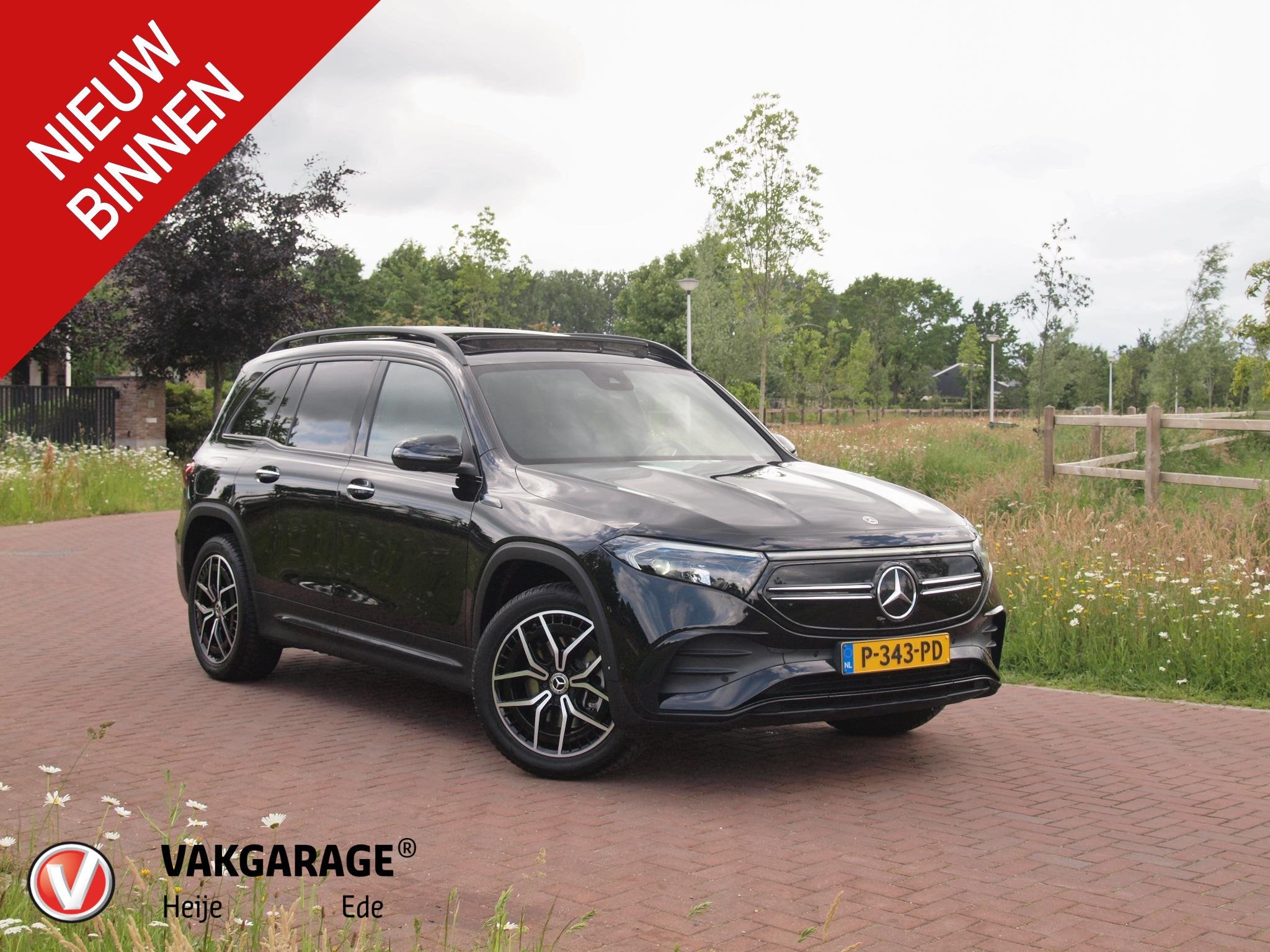 Mercedes-Benz EQB 250 AMG Line 7 Persoons 67 kWh | SOH 94% |, Dealer onderhouden, 190 pk, Zwart, SUV of Terreinwagen