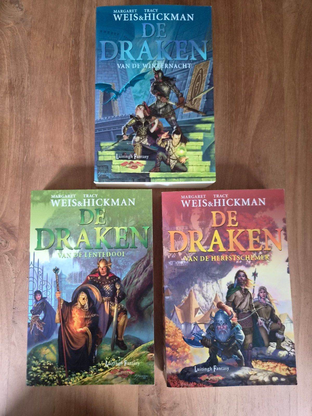 De Draken-serie (3 boeken) - Margaret Weis & Tracy Hickman, Boeken, Ophalen of Verzenden, Zo goed als nieuw, Margaret Weis & Tracy Hickman