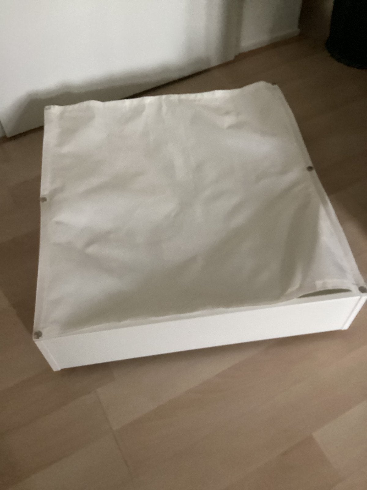 *goede staat* Ikea Vardo bedlade wieltjes 65x70, Ophalen, Gebruikt, Wit, Bedlade