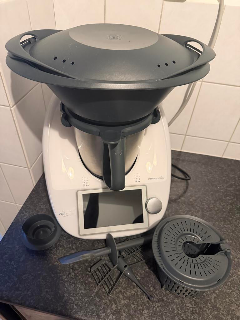 Thermomix 6, Witgoed en Apparatuur, Keukenmixers, 4 liter of meer, Ophalen of Verzenden, Zo goed als nieuw, 3 snelheden of meer