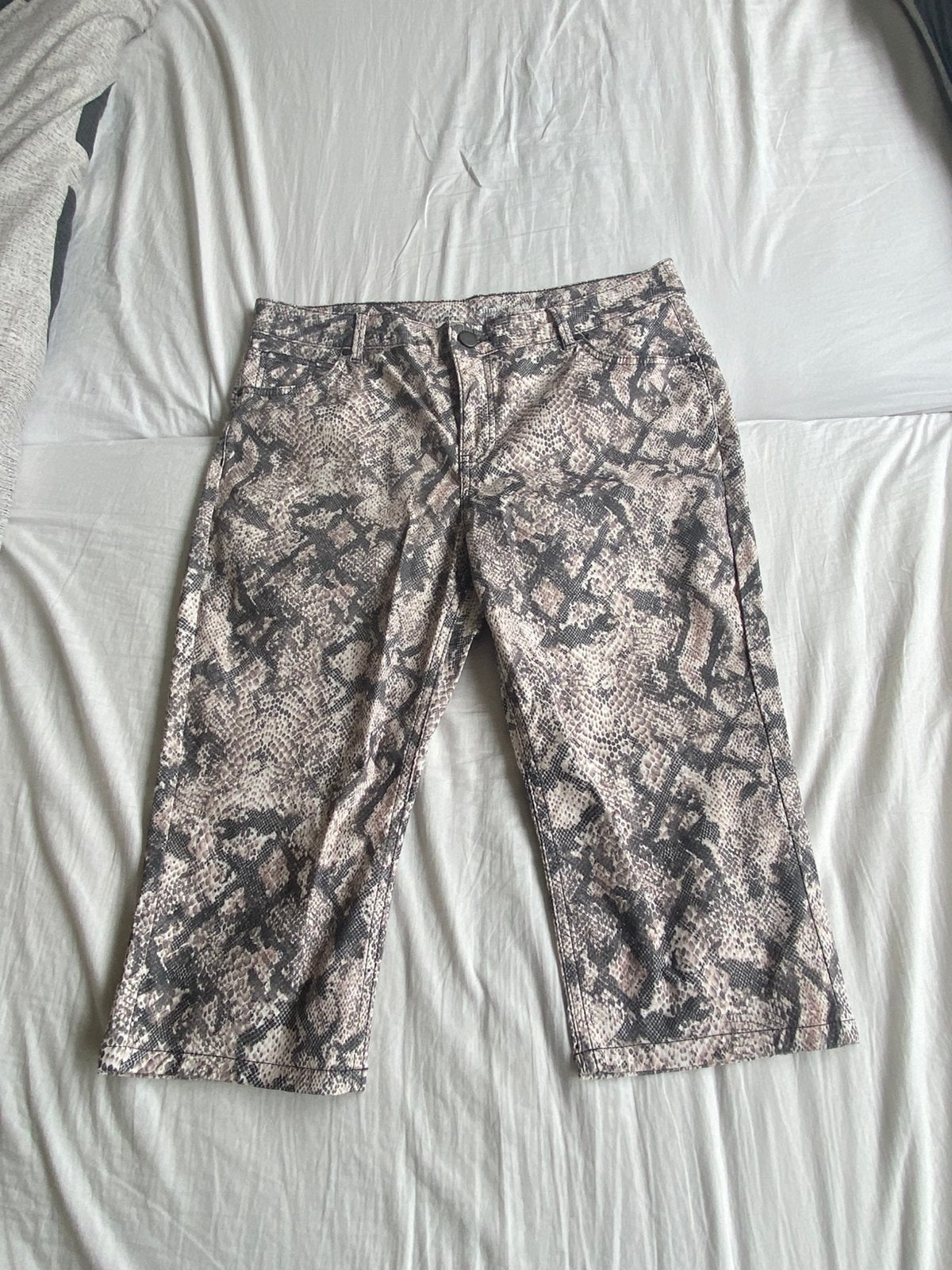 Mooie zomerse capri maat 44, Wit, Maat 42/44 (L), Ophalen of Verzenden, Zo goed als nieuw