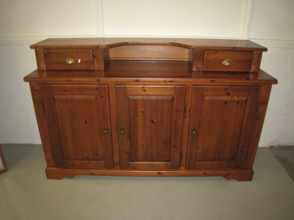 Groot grenen dressoir, Huis en Inrichting, Kasten | Dressoirs, Niet ingevuld, Gebruikt, Niet ingevuld, Niet ingevuld