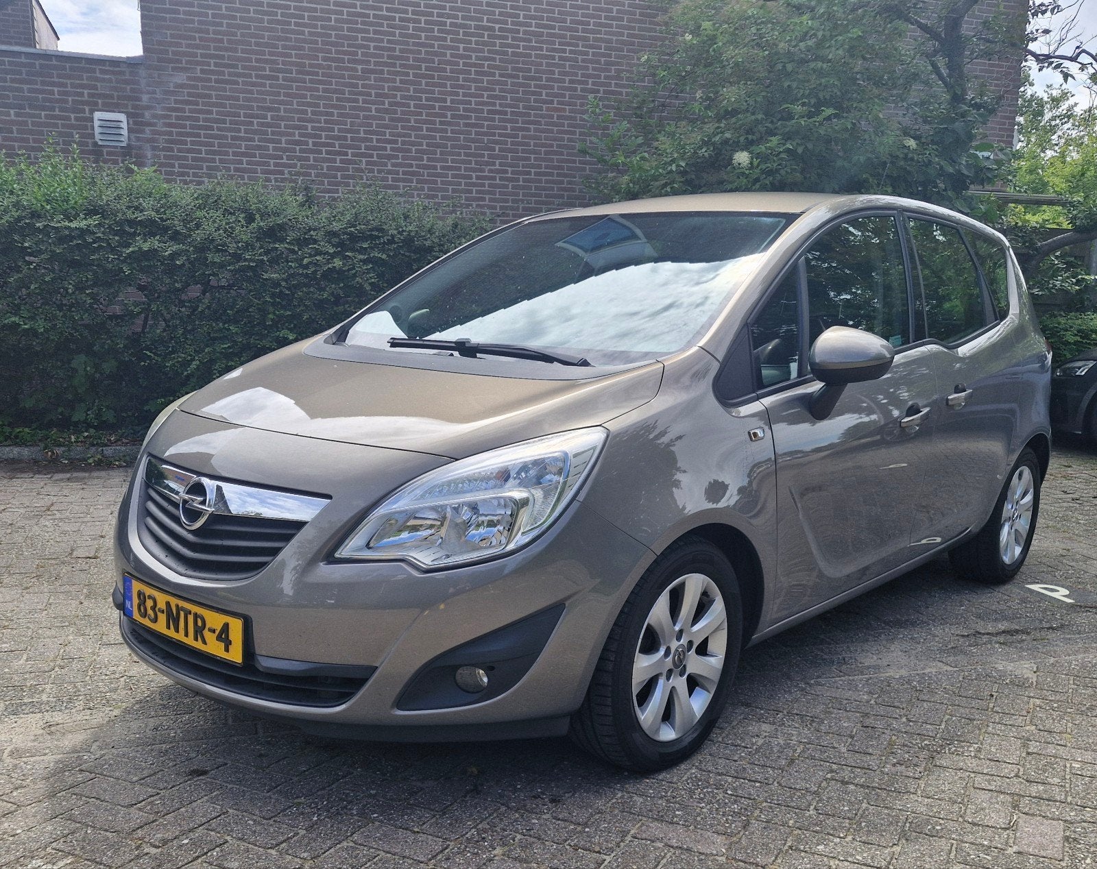 Opel Meriva 1.4 Turbo Ecotec 120pk 2010 Bruin, Auto's, Voorwielaandrijving, 680 kg, 4 cilinders, Bruin