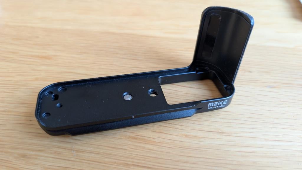 Meike MK-XT20G Metalen Handgreep voor Fujifilm XT20/XT30, Ophalen, Zo goed als nieuw
