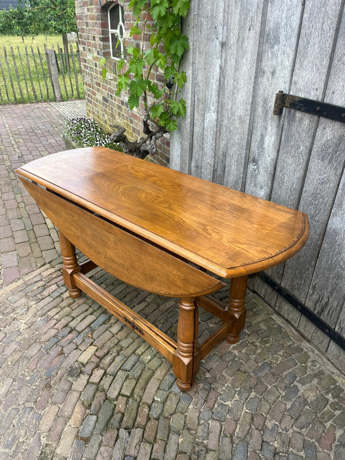 Rustiek eiken eettafel/ sidetable, Ophalen, Gebruikt, Ovaal