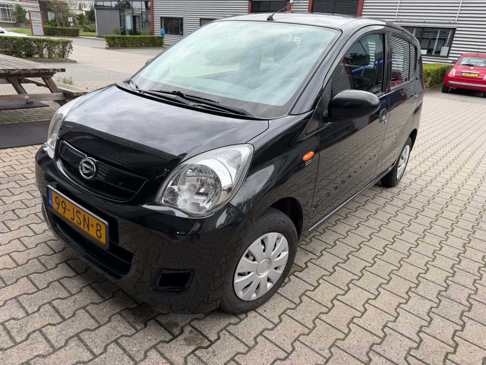 Daihatsu Cuore 1.0 5D 2009 Zwart, Auto's, Voorwielaandrijving, 600 kg, 18 €/maand, 4 stoelen
