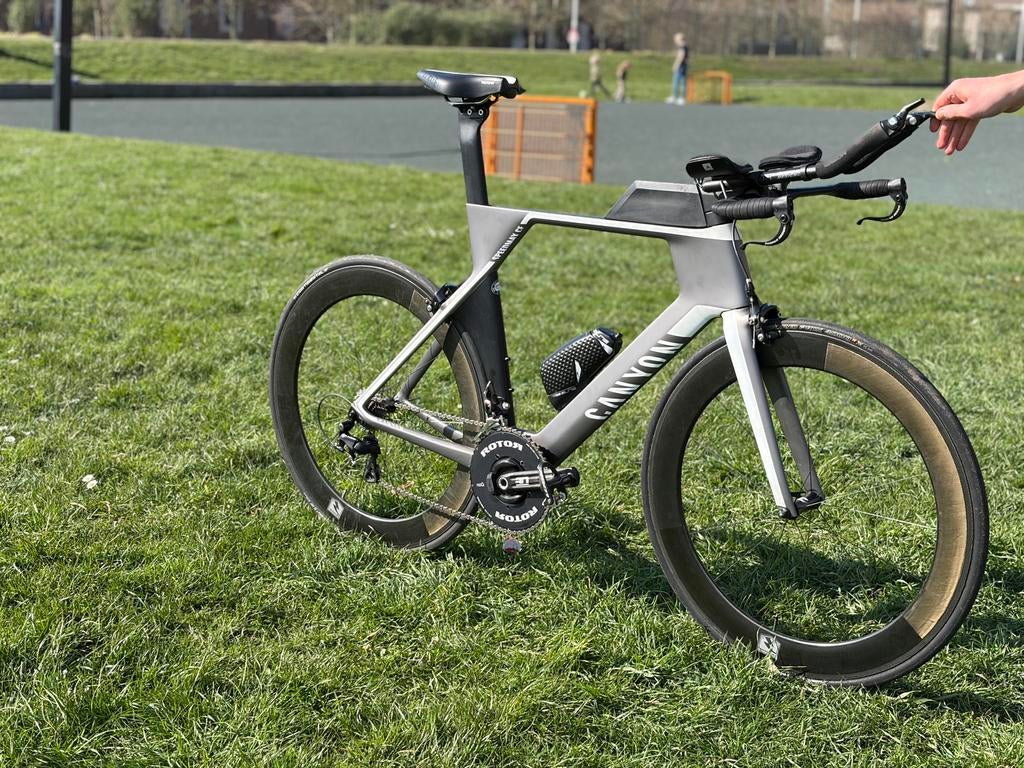 Canyon Speedmax CF 7 tijdritfiets, 28 inch, Carbon, Zo goed als nieuw, Meer dan 20 versnellingen