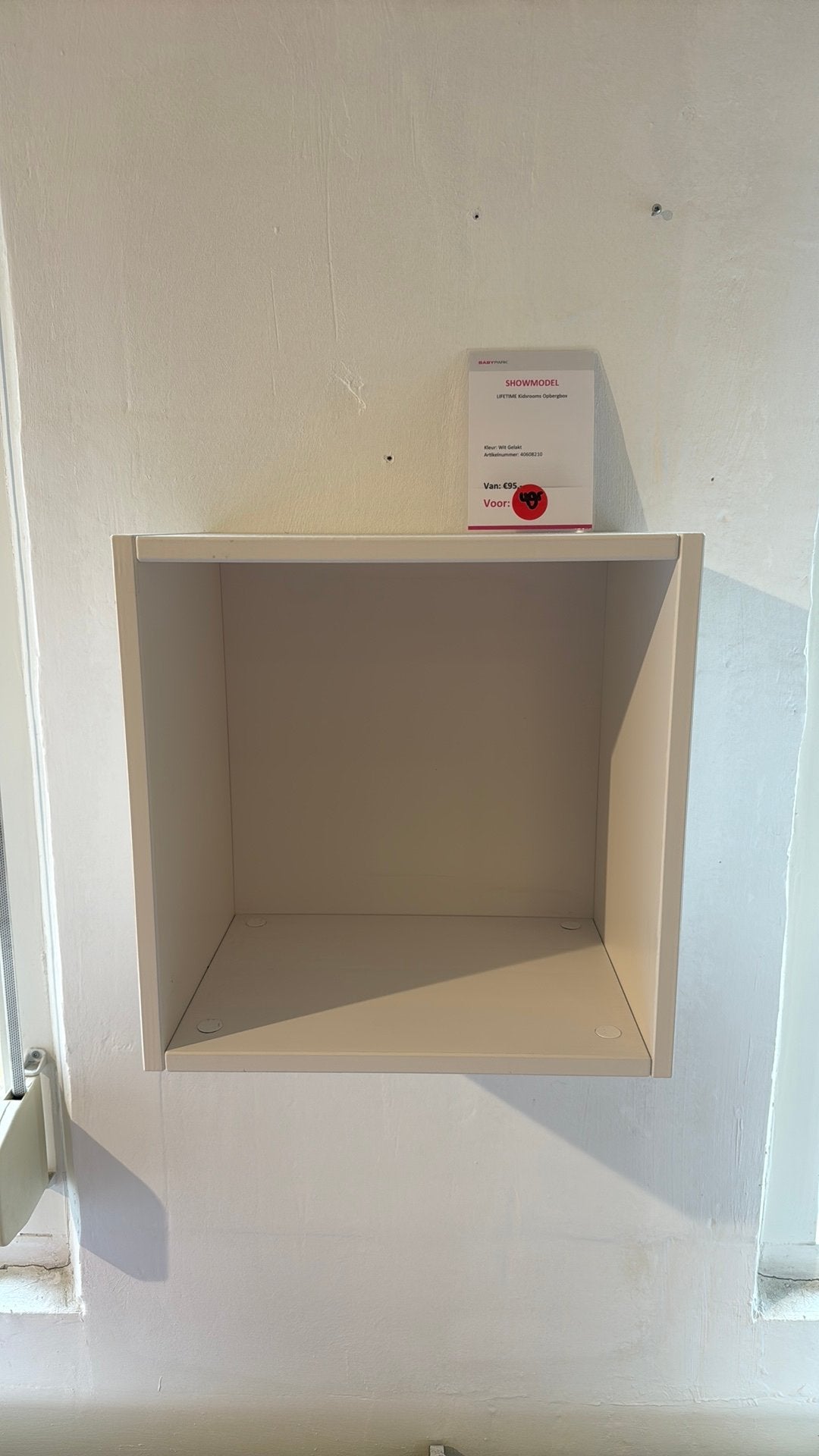 Lifetime wandbox, Ophalen, Zo goed als nieuw