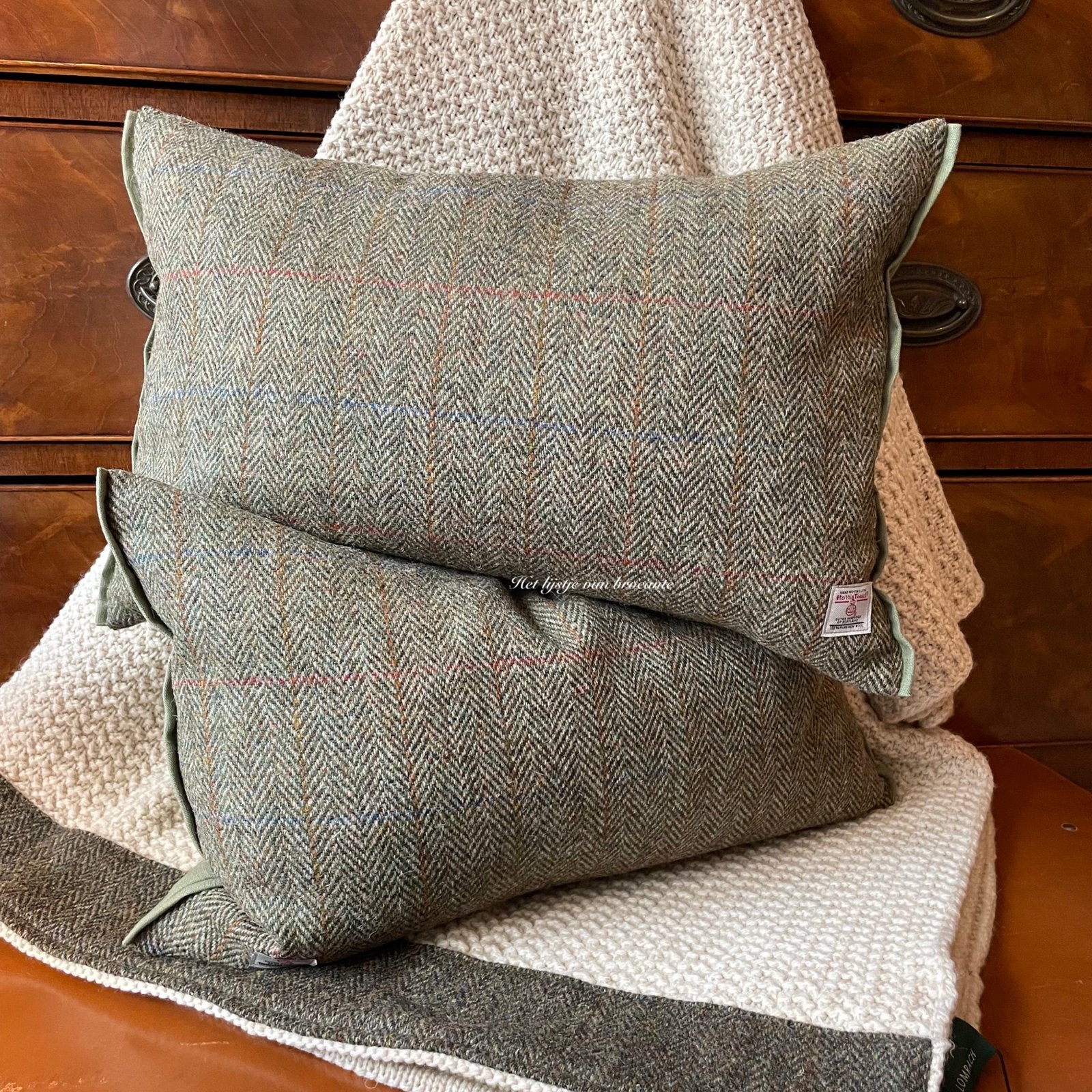 Handgemaakte kussen set Harris Tweed  Loden, Westdijk 41 3241 GT Middelharnis, Overige kleuren, Info@lijstjevanbrocante.nl, Ophalen of Verzenden