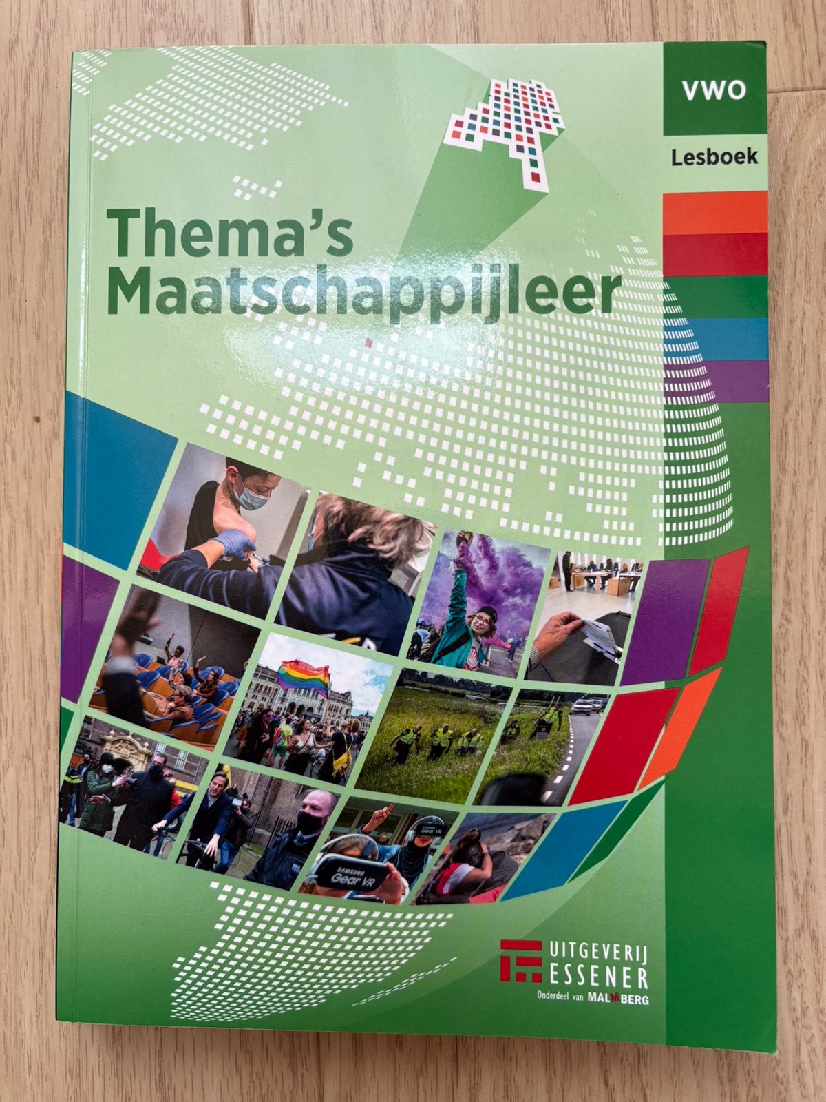 Maatschappijleer lesboek vwo, malmberg, geen gebruikssporen, Ophalen of Verzenden, Zo goed als nieuw, VWO, Maatschappijleer