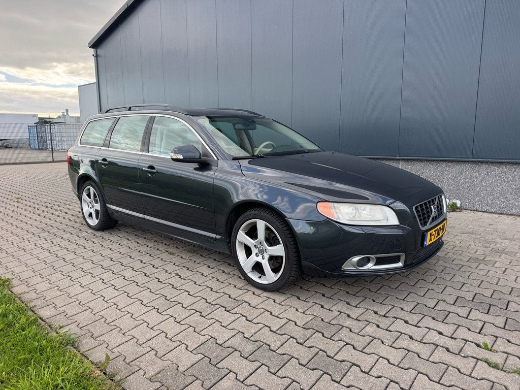 Volvo V70 2.5 FT *YOUNGTIMER* Summum (bj 2010), Auto's, Volvo, Bedrijf, Te koop, V70, ABS, Airbags, Airconditioning, Automatische klimaatregeling