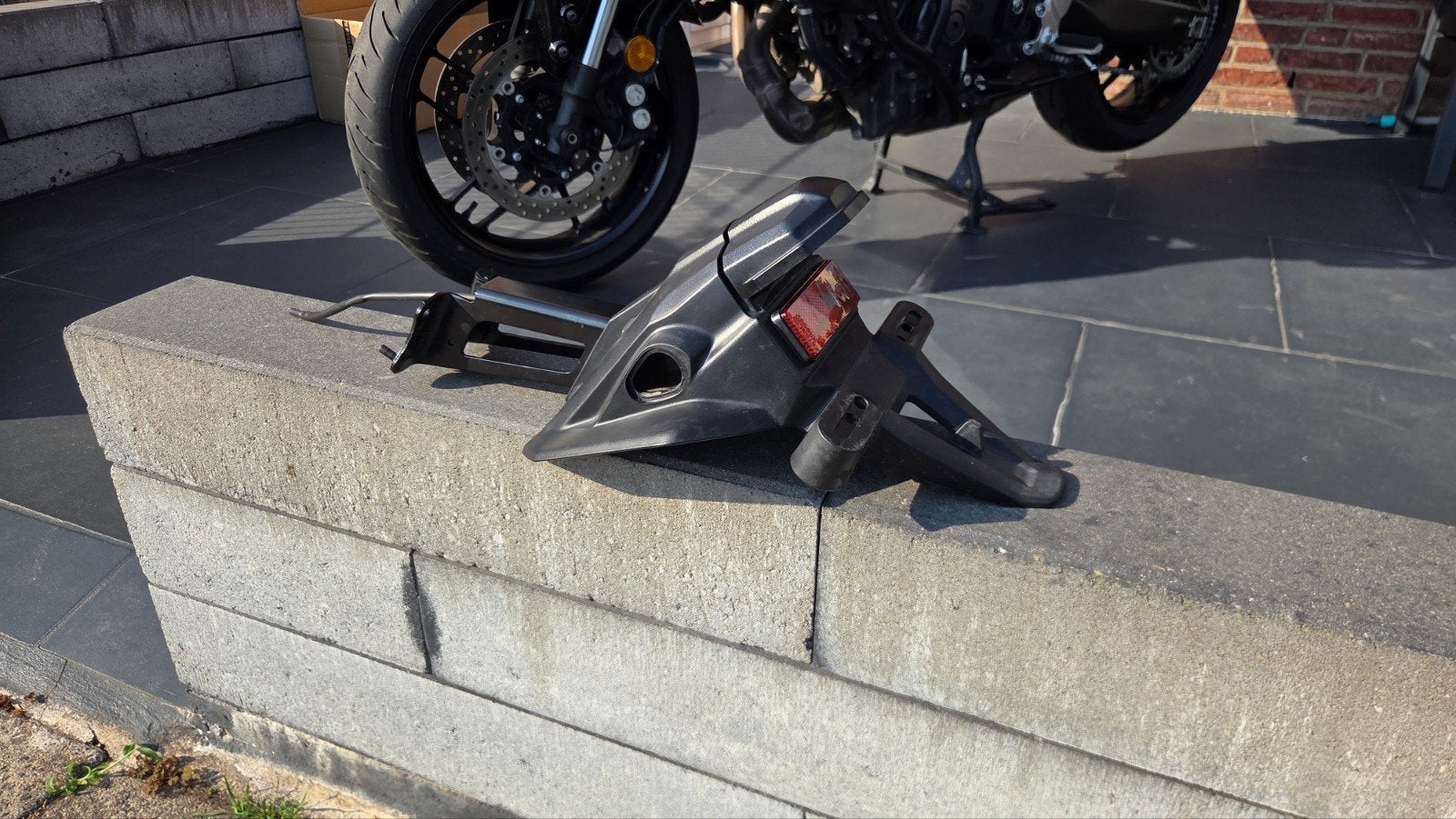 Kentekenplaathouder Yamaha Tracer 9 2023 model, Motoren, Onderdelen | Yamaha, Ophalen of Verzenden, Gebruikt