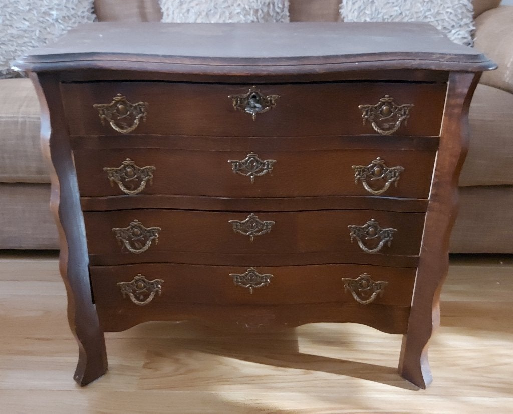Klassiek Houten Buikkastje met 4 Lades en Messing Handgrepen, Ophalen