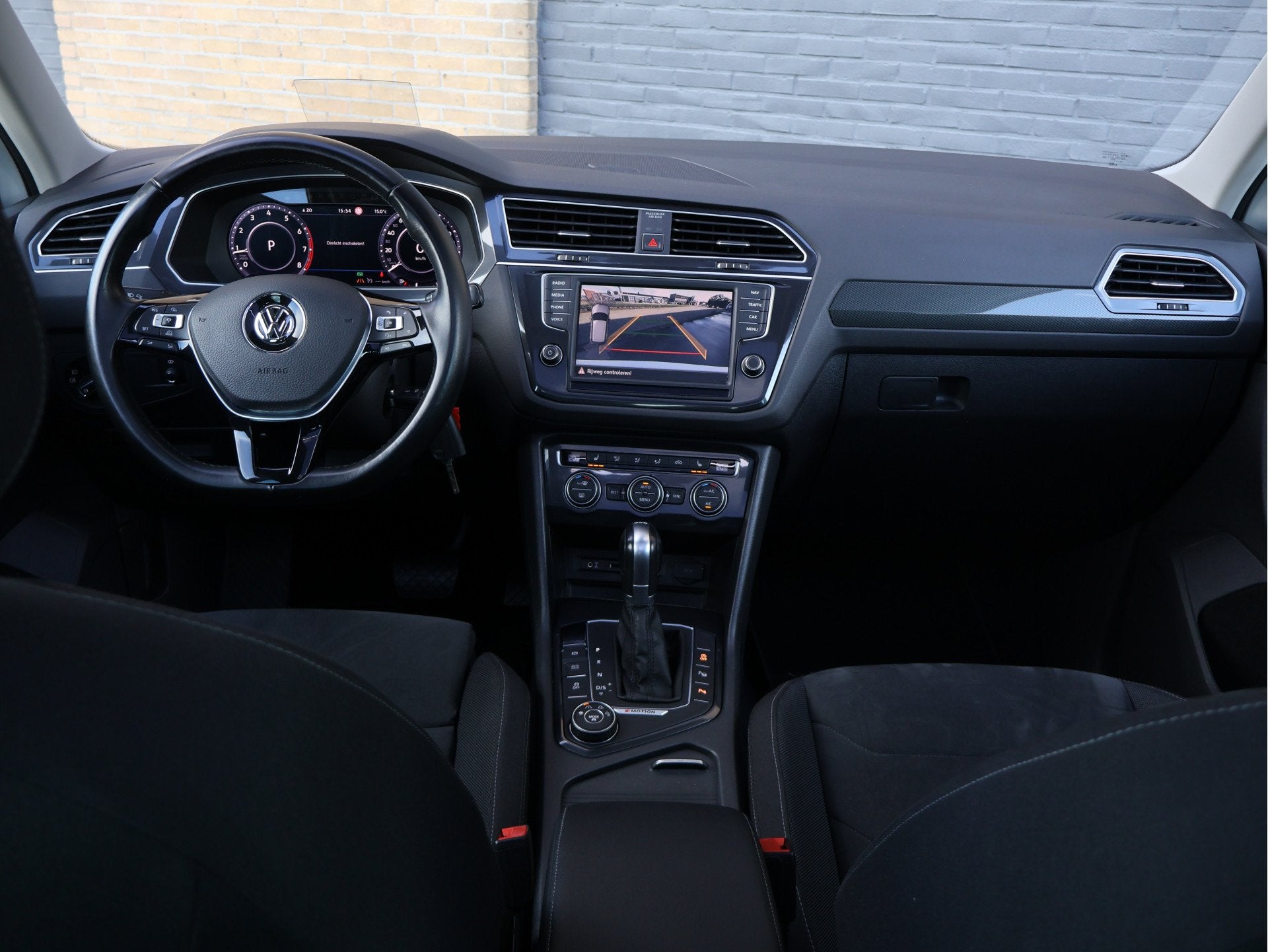 Volkswagen Tiguan 2.0 TSI 4Motion Highline DSG | Pano | Ergo, Automaat, Gebruikt, 4 cilinders, 1984 cc