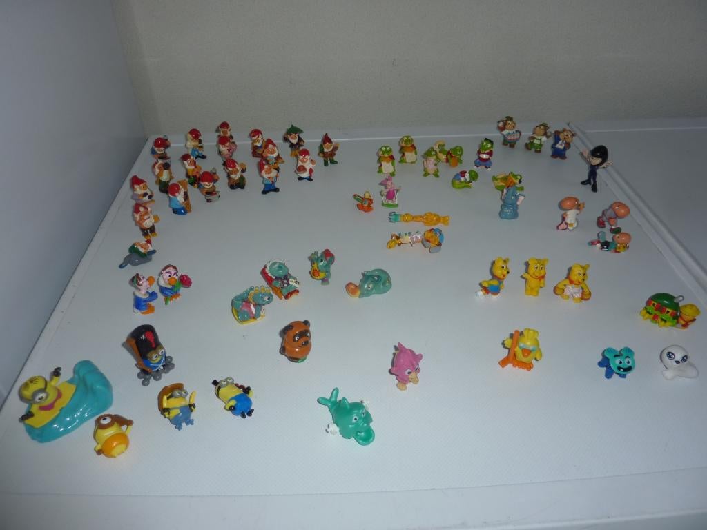 Surprise ei verrassing figuurtjes.., Ophalen of Verzenden, Gebruikt, Hardplasticfiguren