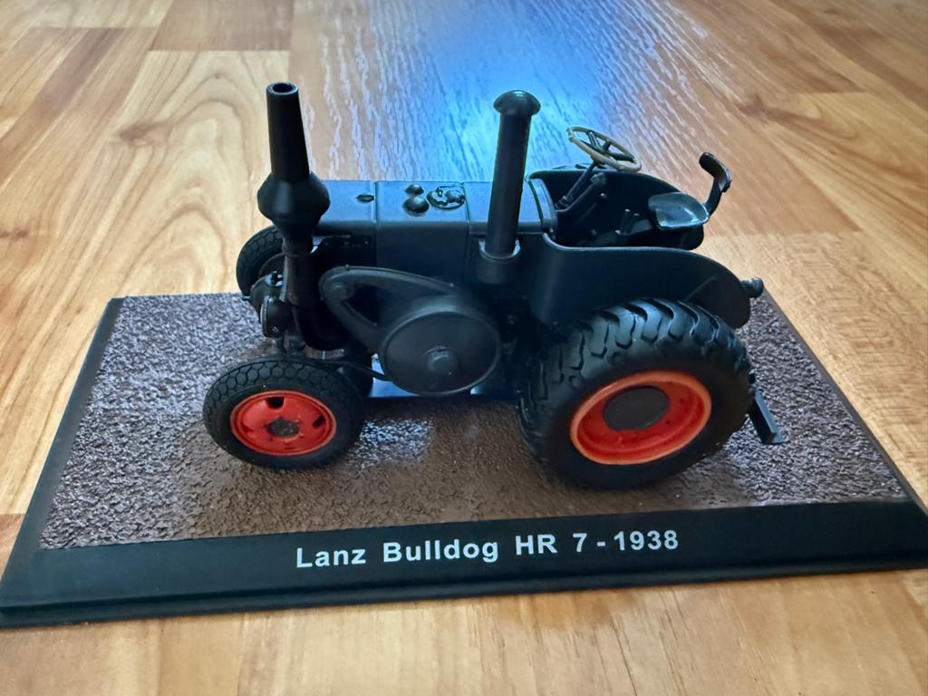Lanz Bulldog HR 7-1938 Model Tractor - Atlas Collections, Ophalen of Verzenden, Zo goed als nieuw, Tractor of Landbouw, Overige merken