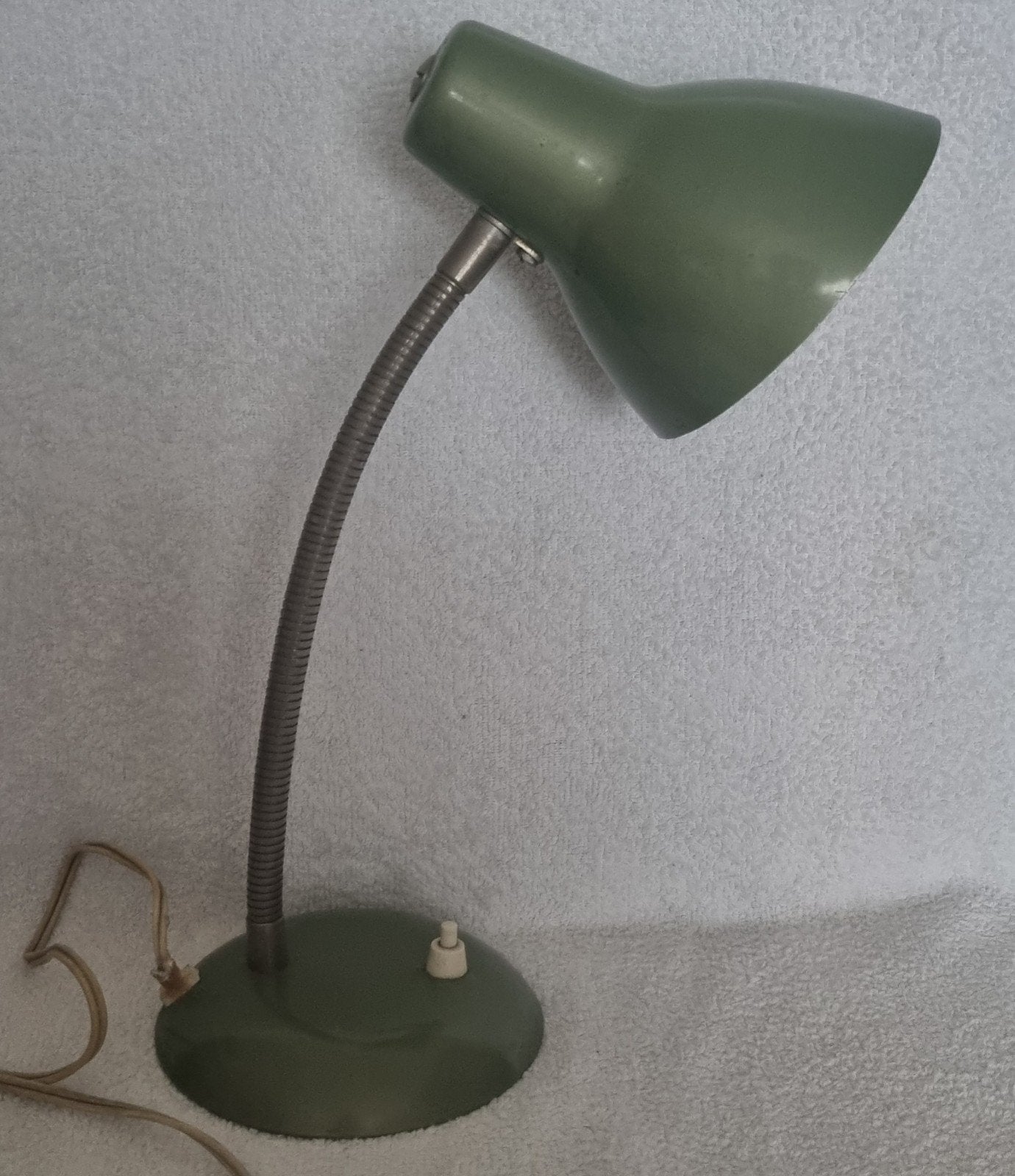 Vintage tafellamp leeslamp bureaulamp Hala Zeist, Huis en Inrichting, Bureaulamp, Ophalen of Verzenden, 40 cm, Metaal