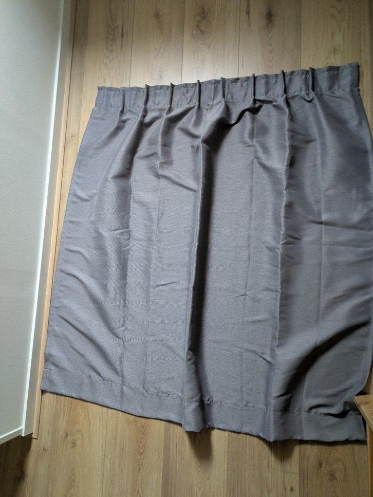 IKEA Marjun Gordijn - Grijs, 290x138 cm verduisterd., Gebruikt, Isolerend, Ophalen of Verzenden, Gordijn