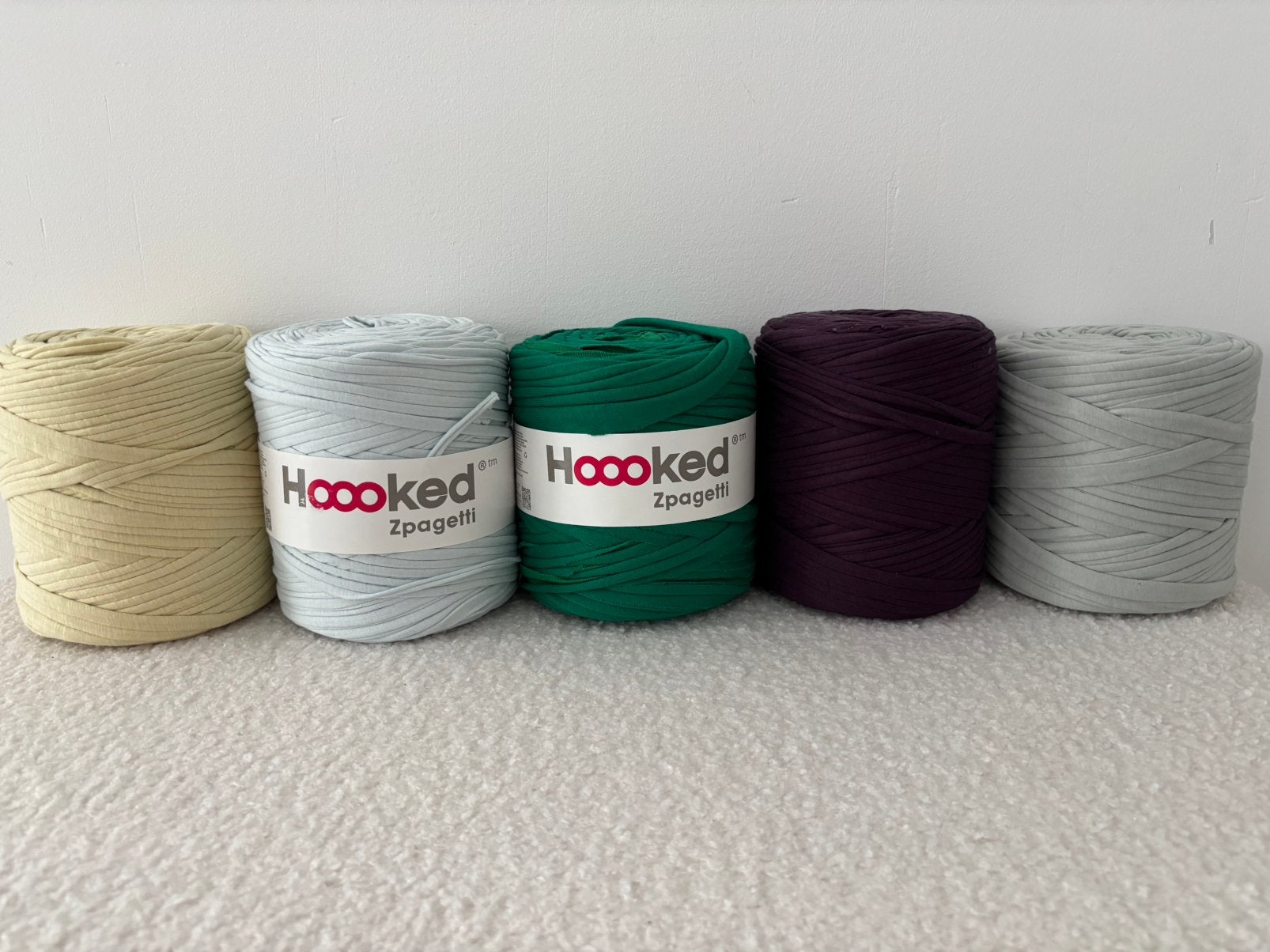 Hooked tshirt yarn, Ophalen, Zo goed als nieuw