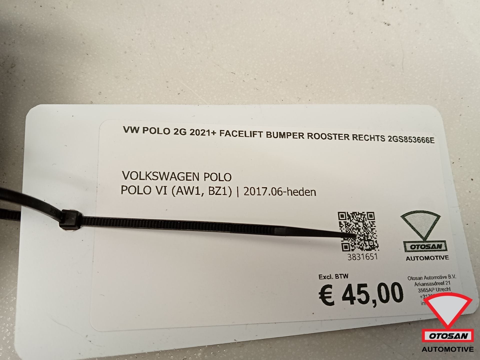VW Polo 2G 2021+ Facelift Bumper rooster Rechts 2GS853666E, Gebruikt, Volkswagen, Volkswagen AG, Bumper