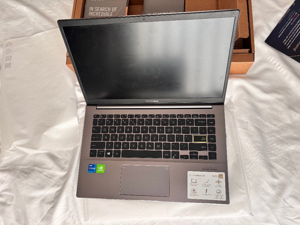 ASUS VivoBook S14 (i7 11th, 16GB RAM, 512GB SSD, NVIDIA), Computers en Software, Windows Laptops, Met videokaart, Qwerty, Zo goed als nieuw