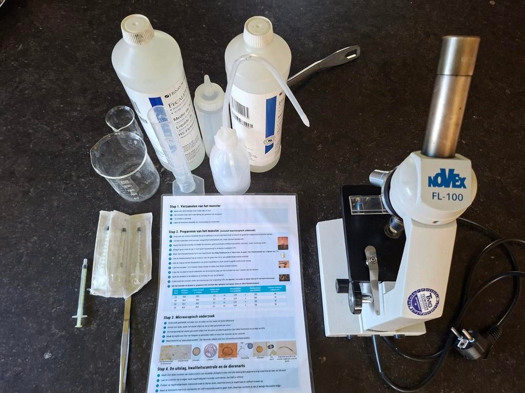 Paarden testset wormen/mest  + Microscoop Motic SFC100, Ophalen of Verzenden