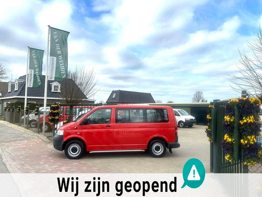 Volkswagen Transporter Kombi 2.5 TDI AUTOMAAT 174 PK! 7 PERS, Stof, Gebruikt, Overige carrosserieën, Bedrijf