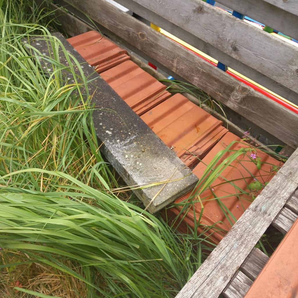 Dakpannen 30 a 40 stuks, Ophalen, Nieuw, Overige materialen